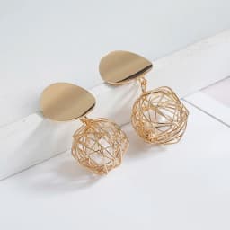 Korean Metal Earrings 2025 For Women Round Geometric Statement Vintage Gold Color Stud Earrings Fashion Jewelry Earring