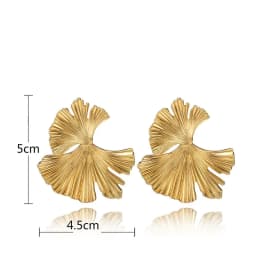 Korean Metal Earrings 2025 For Women Round Geometric Statement Vintage Gold Color Stud Earrings Fashion Jewelry Earring