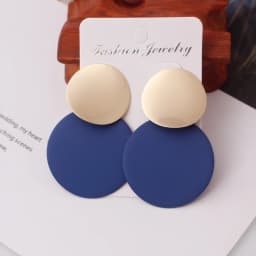 Korean Metal Earrings 2025 For Women Round Geometric Statement Vintage Gold Color Stud Earrings Fashion Jewelry Earring