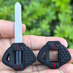 Motorcycle Key Case Cover For Suzuki V-Strom 650 1000 1050 1050XT 800DE DL1050 DL 650 800 DE GSXR 600 750 1000 GSXS GSX1300R