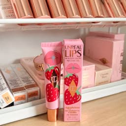 Hot Selling CT Jelly Lip Gloss High-Shine Plumping Hydrating Volumizing Vitamin E for Daily Wear Gloss Balm Natural Lips Cosmeti