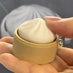Simulation Bun Keyboard Clicker Keychain Mini Steamed Bun Stress Relief Sensory Fidget Toys for Autism ADHD Decompression Toy
