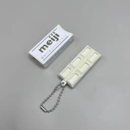 Hot Japanese Style Simulated Meiji Chocolate Fidget Toy Bendable Snap Stress Relief Keychain Pendant Creative Gift