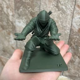 (9*7.8cm) 3D Printed Cool Organizer Ninja Pen Holder Miniature Pen Stand Creative Gift Ornament Modern Desktop Decoration