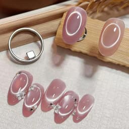 Black Hole Shape Cat Eye Nail Art Magnet Suck Hollow Cat Eye Nail Art Effect Magnet Ring for Magnetic Gel Polish Manicure Tools