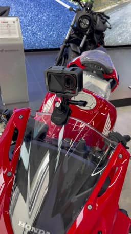 Ronkoen TZ-25 Motorcycle Windshield Clamp Mount Aluminum Alloy For Insta360 X4 Ace Pro 2 / DJI Action 5 Pro Action Camera