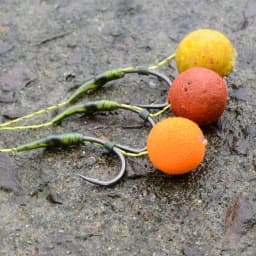 Hirisi 50-100pcs Coating High Carbon Stainless Steel Barbed Hooks Carp Fishing Hooks Pack with Retail Original Box 8011