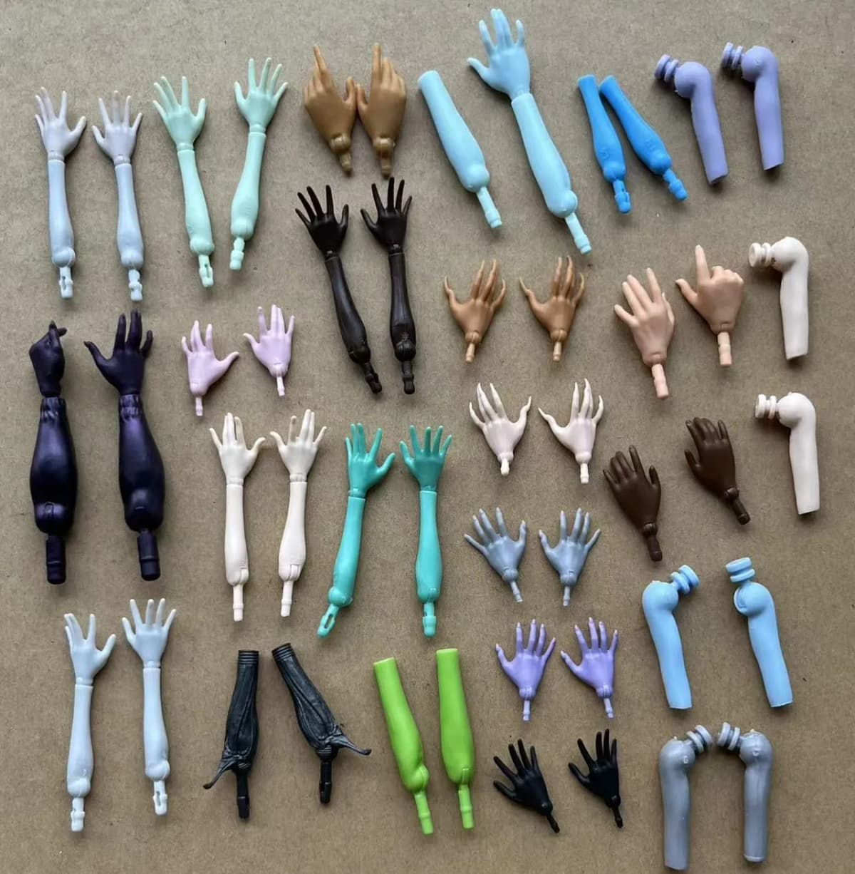 1/6 Scale Slim Monster Doll Parts - Elbows Feet Hands in Black White Brown Beige with Long Nail Options for Doll Accessories
