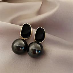Black Hanging Long Earrings for Women Triangle Square Statement Drop Earrings 2025 Boucle Oreille Femme Fashion Jewelry