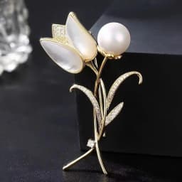 Advanced Luxury 2023 New Tulip Flower brooch Elegant Design Sense Rose White Stone Jewelry