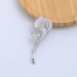 Advanced Luxury 2023 New Tulip Flower brooch Elegant Design Sense Rose White Stone Jewelry