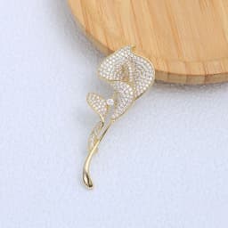 Advanced Luxury 2023 New Tulip Flower brooch Elegant Design Sense Rose White Stone Jewelry
