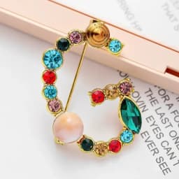 New Arrival English Letter Word Brooch Colorful Rhinestone Crystal Lapel Pins for Women Sweater Suit Brooch Party Jewelry Gifts