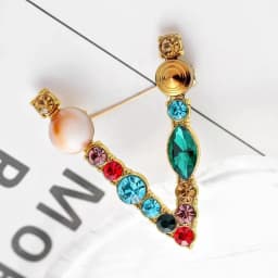 New Arrival English Letter Word Brooch Colorful Rhinestone Crystal Lapel Pins for Women Sweater Suit Brooch Party Jewelry Gifts