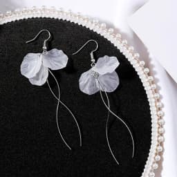 Korean Acrylic Big Flower Tassel Drop Earrings for Women Sweet White Crystal Petals Brincos Wedding Party Jewelry Girl Gift