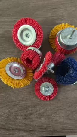 Nylon Cup Brush Abrasive Wire Wheel Brush for Drill Rotary Tool Wood Polishing Deburring Cleaning Cleaning Furniture 1/4" Shank