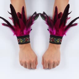 Gothic Punk Feather Wrist Cuff Steampunk Gloves Bracelet Carnival Stage Showgirl Hand Sleeves Party Cosplay Feather Arm Warmer