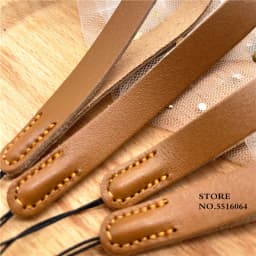 New Leather Lanyard Short Phone Strap Anti-lost Key Chain Smooth Surface Finger Rope For U Disk Bluetooth Small Speaker Sling