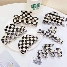 New Women Elegant Checkerboard Acrylic Hair Claw Temperament Geometric Headband Hair Clips Hairpins Fahion Hair Accessories Gift