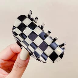 New Women Elegant Checkerboard Acrylic Hair Claw Temperament Geometric Headband Hair Clips Hairpins Fahion Hair Accessories Gift