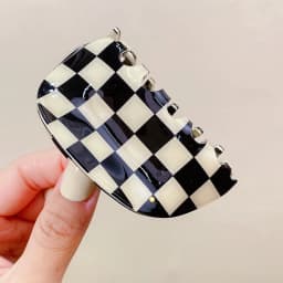 New Women Elegant Checkerboard Acrylic Hair Claw Temperament Geometric Headband Hair Clips Hairpins Fahion Hair Accessories Gift