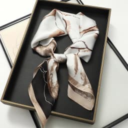 Luxury Brand Silk Satin Head Scarf For Women Animal Animal Kerchief Neck Scarfs 70cm Square Shawls and Wrpas Scarves For Ladies