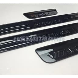 High quality stainless steel Scuff Plate/Door Sill Protector Sticker Car Styling For 2016 -2018 Suzuki Vitara 4pcs/set