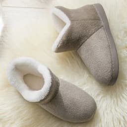 Women Winter Slippers Warm Plush Slip-on Couples Home Floor Shoes Anti-slip Comfortable Flats Female Soft Faux Fur Boots