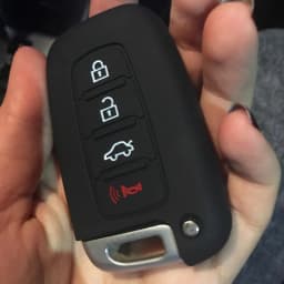 Silicone Key Case Cover For Hyundai Azera/Grandeur Elantra Genesis I30 Sonata Equus Tucson Volester Keyless Fob Shell Protector