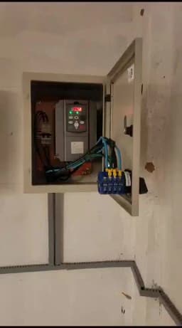 4KW-11KW Inverter 220V to 3 Phase 380V VFD Variable Frequency Drive VFD Inverter 400Hz VFD Inverter Frequency Inverter