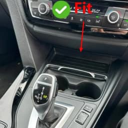 15W Fast Wireless Charger for BMW F30 F31 F32 F33 F34 F35 F36 M4 F82 3 4 Series Charging Plate Phone Holder Charge Pad Interior