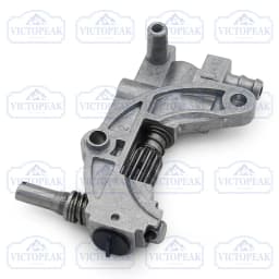 Replacement Chainsaw Parts Oil Pump and Worm for Chinese Chain Saw 45cc 52cc 58cc