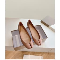 Women Tabi Ninja Ballet Flats Split Toe Mary Janes Patent Leather Party Shallow Mouth Single Shoes Solid Sandals Ladies Loafers