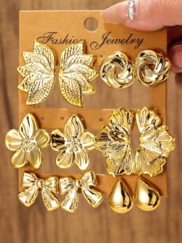 12pcs Fashionable Lightweight CCB Smooth Flower, Bow, Heart Shaped Earring Set, Suitable For Daily Life Or Party Wear,