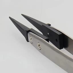 ESD-Safe Precision Tweezers – Anti-Static Tips & Heavy-Duty Metal Construction, Ideal for Electronics & Jewelry Repair