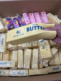 Slow Rebound Butter Scented Stress Relief Toy - Sensory Desktop Anxiety Relief Toy, Valentine's Day/Birthday/Party Gift