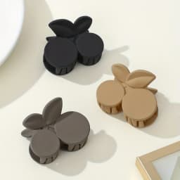 3pcs Matte Hair Claw Clip Simple Style Shark Claw Clips Solid Color Hair Claw Elegant Hair Clips For Women
