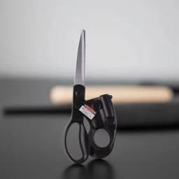 2026 Popular New Professional Laser Guided Scissors For Home Crafts Wrapping Gifts Fabric Sewing Cut Straight Fast Scissor Shear