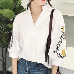Women Embroidery Floral Casual Striped White Blouses and Shirts Female Three Quarter Sleeve Loose Tops Fashion V-Neck Blusas