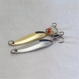 1pcs Metal Gold Sliver Spoon Fishing Lure Sequined Hard Baits Noise Paillette with Feather For Sea Lures Tool Wobbler Spinner