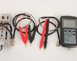 Real Four-Wire Lithium Battery Internal Resistance Tester YR1035+ Nickel Hydrogen Lead Button Polymer Alkalinity