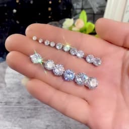 Huitan Minimalist Crystal Cubic Zirconia Stud Earrings for Women/Men 6 Claws Design Fashion Earrings Silver Color Hot Jewelry