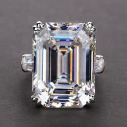 Huitan Luxury Solitaire Big Rectangle CZ Women Wedding Ring Engagement Ring Evening Party Elegant Female Fashion Jewelry Gifts