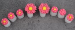 Candy Color 8pcs Daisy Silicone Toe Separator Foot Finger Divider Form Manicure Pedicure Care Nail Art Tool Holder Accessory