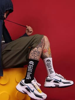 CHILL LAB Premium Cotton Men Crew Socks Streetwear Hiphop Gothic Skateboard Breathable White Women Mid-Tube Socks SWAG LIFE