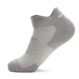 Athletic Sport Ankle Boat Socks Nylon Bright Color Outdoor Basketball Bike Running Breathable Quick-Drying No Show Travel Socks