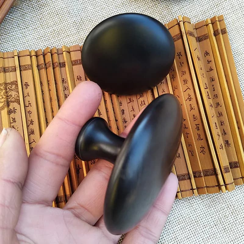 Smooth Mushroom Shape Face Massage Stone Lava Basalt Hot Stone for Spa Massage Body facial Massage Stone
