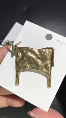 Wuli&baby Vintage Cattle Brooches For Women Unisex Animal New Year Brooch Jewelry Accessories