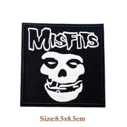 ROCK BAND Iron On Patches Cloth Mend Decorate Clothes Apparel Sewing Decoration Applique Badges Heavy Metal MUSIC