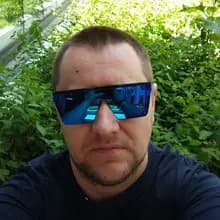Л***р